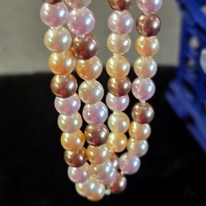 RMN Multicolored Faux Pearl Necklace